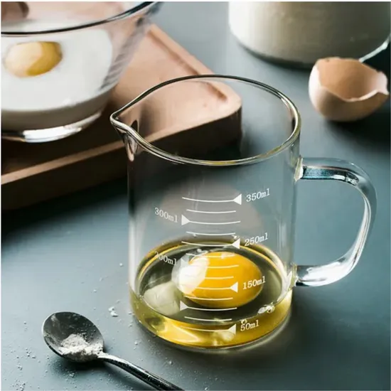 High Borosilicate Glass Measuring Cup for Milk and Kitchen Use 